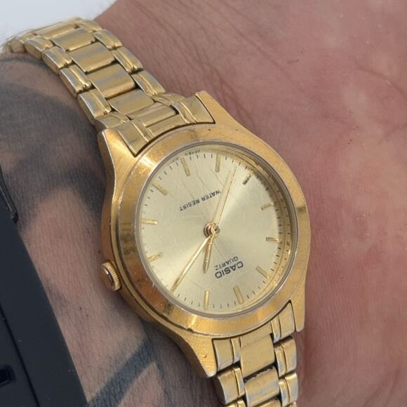 Casio Watch Womens Gold Tone LTP-1128 Quartz Japan Water Resist Stainless Steel - Picture 7 of 7